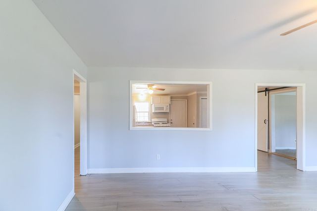 205 E Matthews Street, Brookland, AR 72417