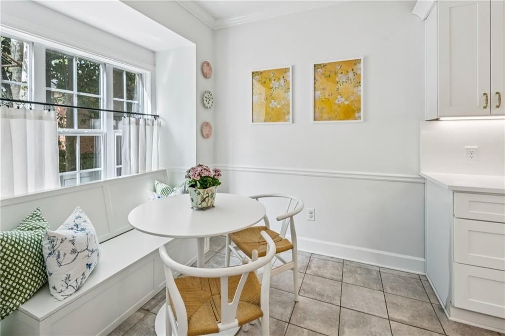 Image 24 of property listing at 1160 Windsor Parkway 5, Atlanta, GA 30319