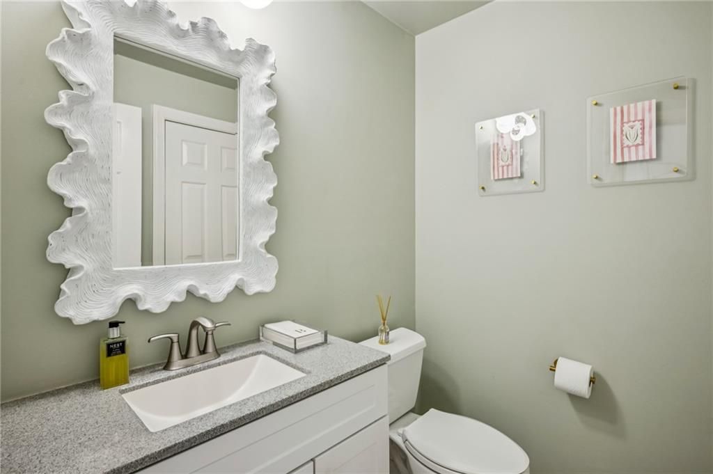 Image 25 of property listing at 1160 Windsor Parkway 5, Atlanta, GA 30319