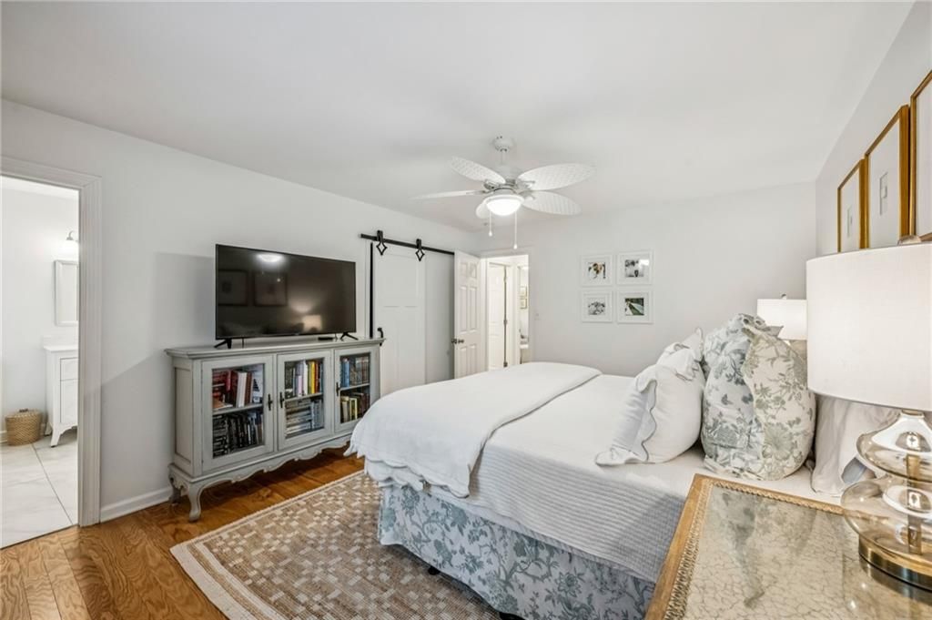 Image 31 of property listing at 1160 Windsor Parkway 5, Atlanta, GA 30319