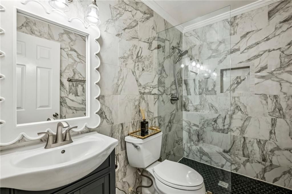 Image 37 of property listing at 1160 Windsor Parkway 5, Atlanta, GA 30319