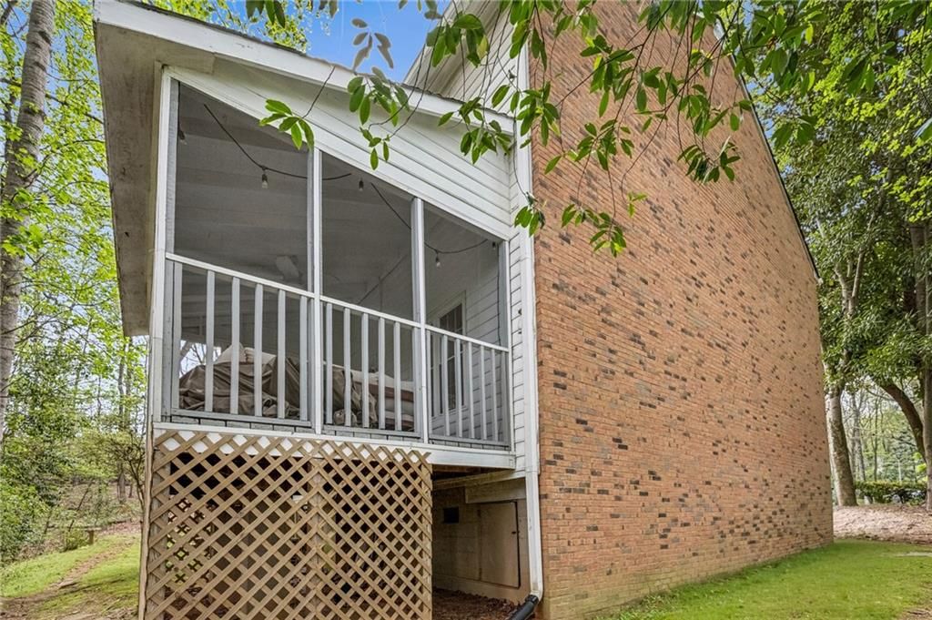 Image 43 of property listing at 1160 Windsor Parkway 5, Atlanta, GA 30319