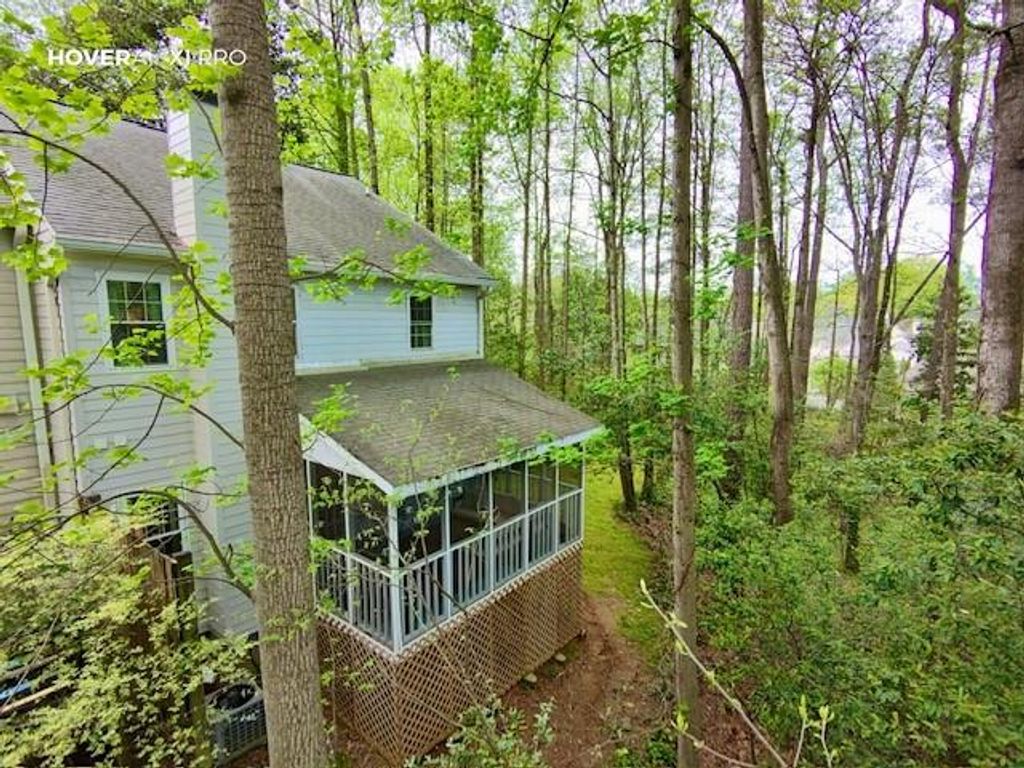Image 44 of property listing at 1160 Windsor Parkway 5, Atlanta, GA 30319