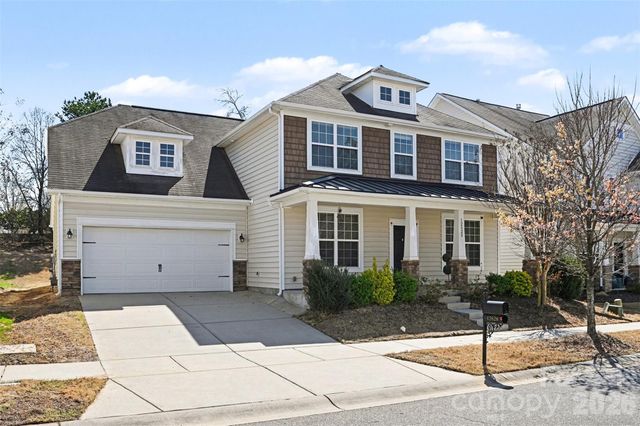 12828 Heath Grove Drive, Huntersville, NC 28078