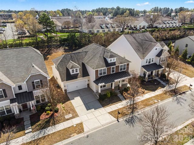 12828 Heath Grove Drive, Huntersville, NC 28078