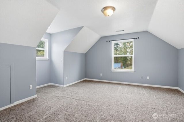 3825 Hazelwood Drive, Vancouver, WA 98661