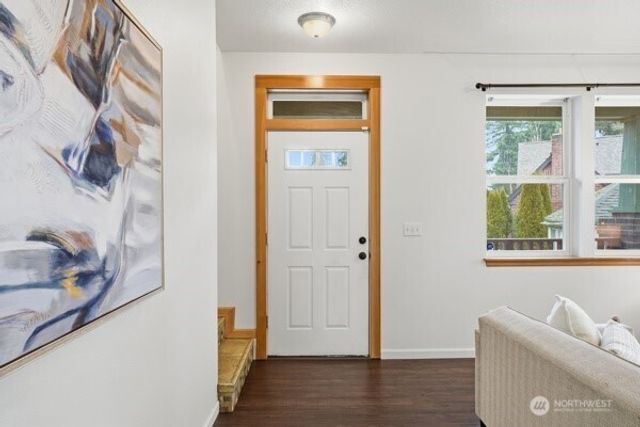 3825 Hazelwood Drive, Vancouver, WA 98661