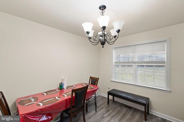 447 E QUEEN ST, Strasburg, VA 22657