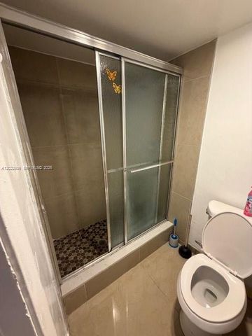 319 NE 14th Ave 607, Hallandale Beach, FL 33009