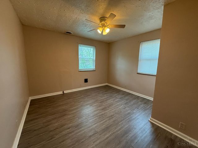 1409 Yarmouth Avenue, Cincinnati, OH 45237