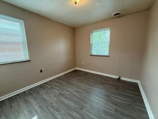 1409 Yarmouth Avenue, Cincinnati, OH 45237