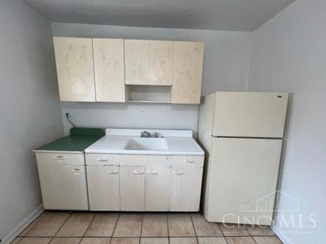1409 Yarmouth Avenue, Cincinnati, OH 45237