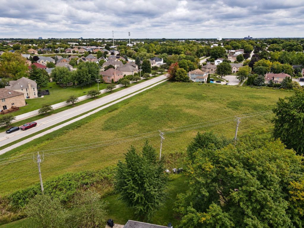 24W737 Central Avenue, Roselle, IL 60172 — photo 4