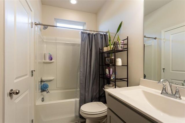 79 Arnold Poplar Lane, Auburn, GA 30011