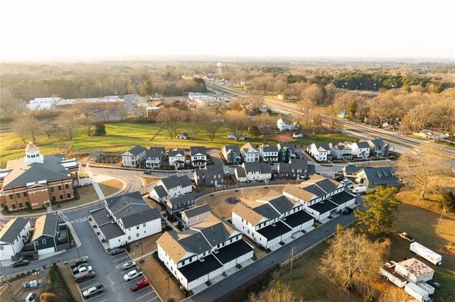 79 Arnold Poplar Lane, Auburn, GA 30011