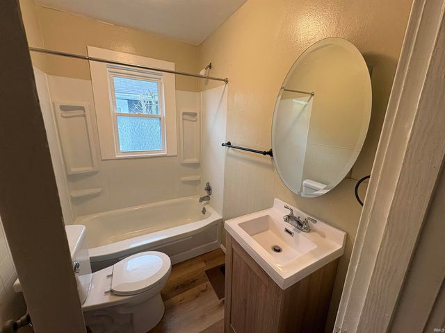 1800 W 13Th Street, Muncie, IN 47302