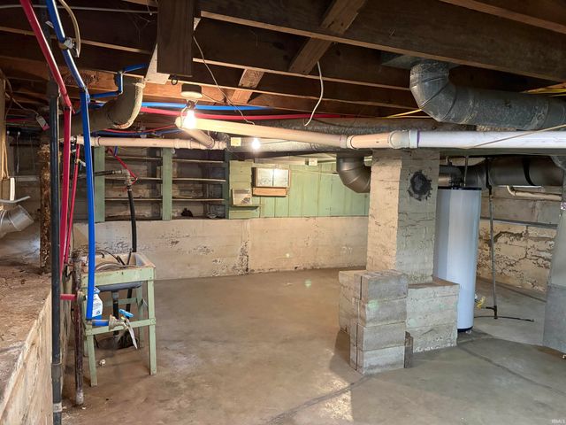 1800 W 13Th Street, Muncie, IN 47302