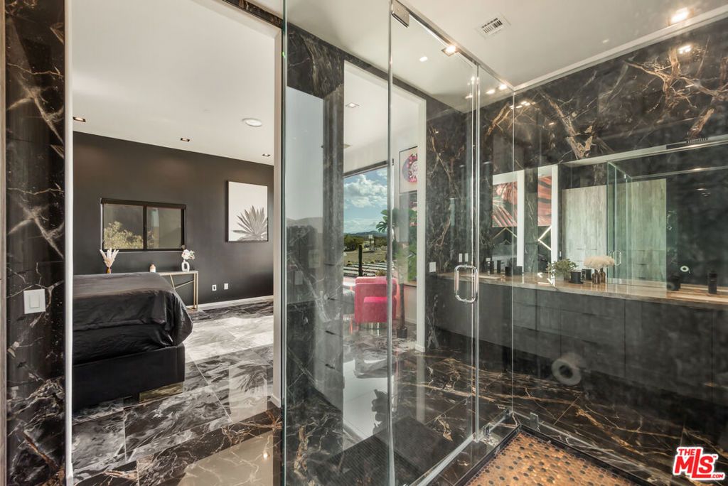 Image 26 of property listing at 60376 Tacoma Court, Joshua Tree, CA 92252