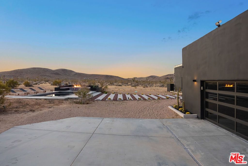 Image 41 of property listing at 60376 Tacoma Court, Joshua Tree, CA 92252