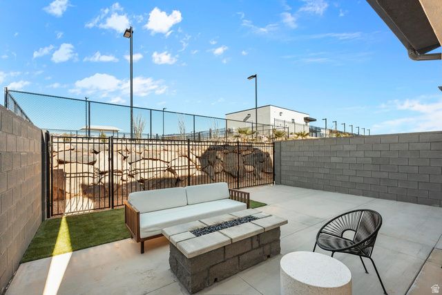 2812 E CORRAL HOLLOW DR, Washington, UT 84780