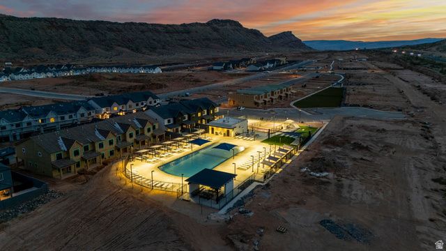 2812 E CORRAL HOLLOW DR, Washington, UT 84780