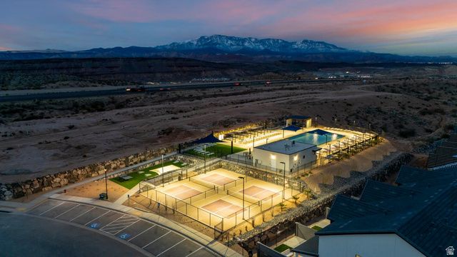2812 E CORRAL HOLLOW DR, Washington, UT 84780