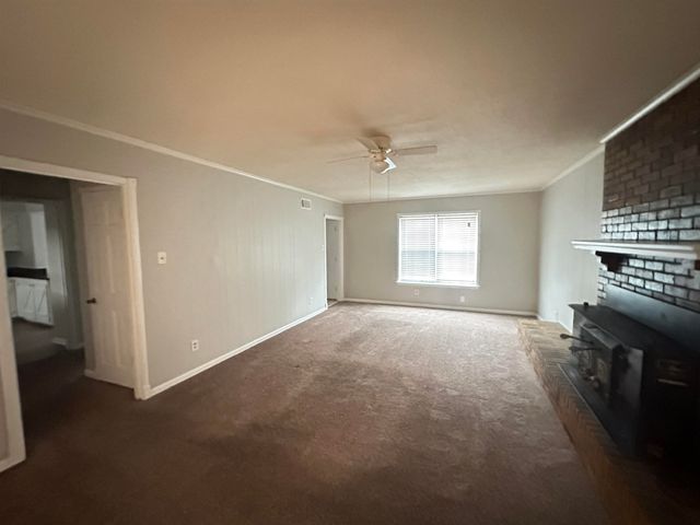 2111 ROCK RIDGE RD, Memphis, TN 38134