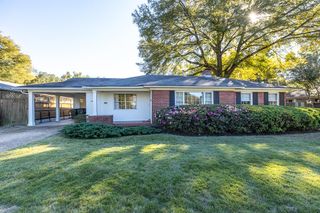 4401 CHARLESWOOD DR, Memphis, DC 38117