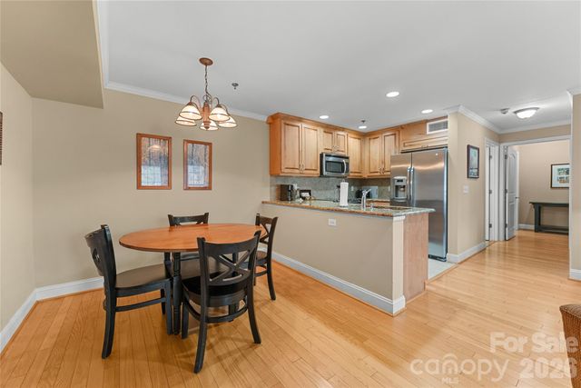 314 Bowling Park Road 314, Asheville, NC 28803