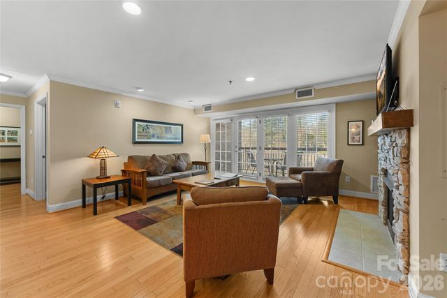 314 Bowling Park Road 314, Asheville, NC 28803