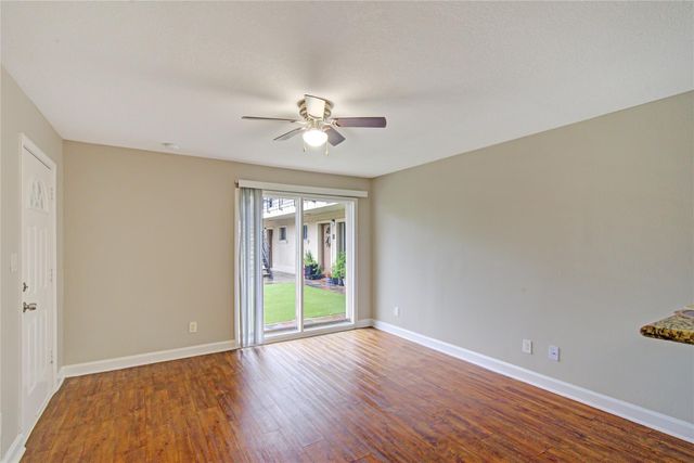 5701 Schumacher Lane 1, Houston, TX 77057