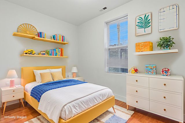 4444 S Campbell Avenue, Chicago, IL 60632