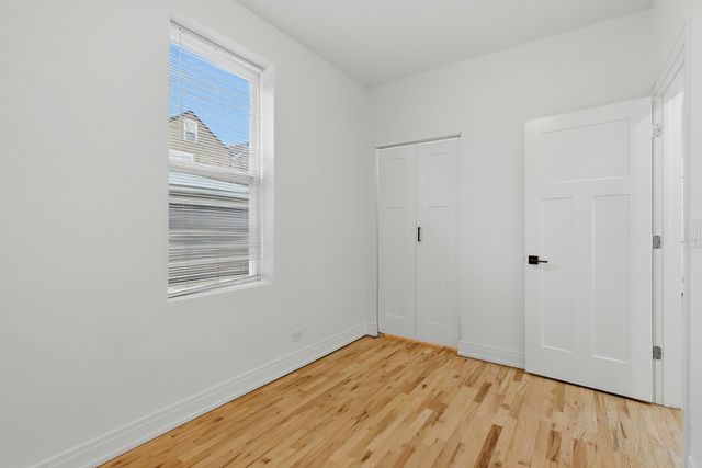 4444 S Campbell Avenue, Chicago, IL 60632