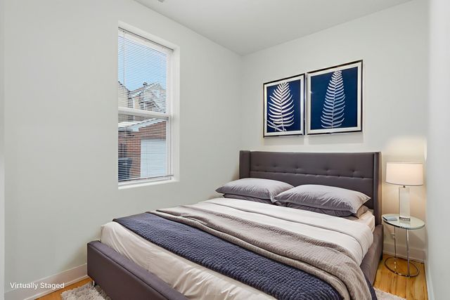 4444 S Campbell Avenue, Chicago, IL 60632