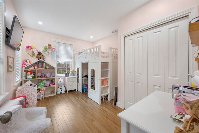 3 Fellsmere Ave, Wakefield, MA 01880