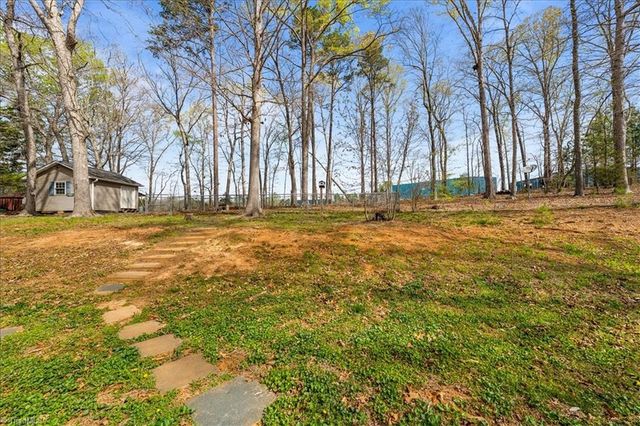 5150 Dogwood Trail, Asheboro, NC 27205