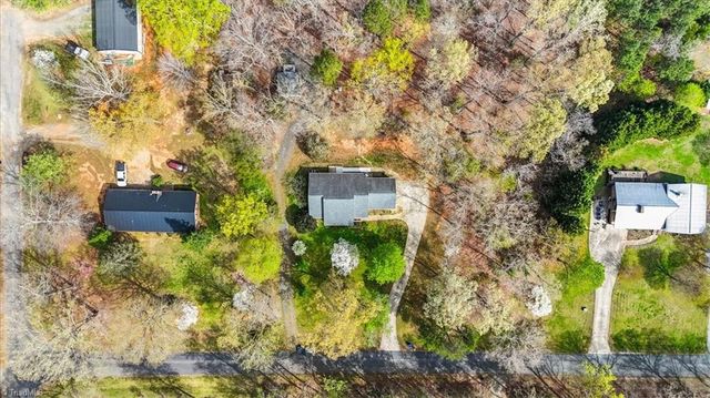 5150 Dogwood Trail, Asheboro, NC 27205