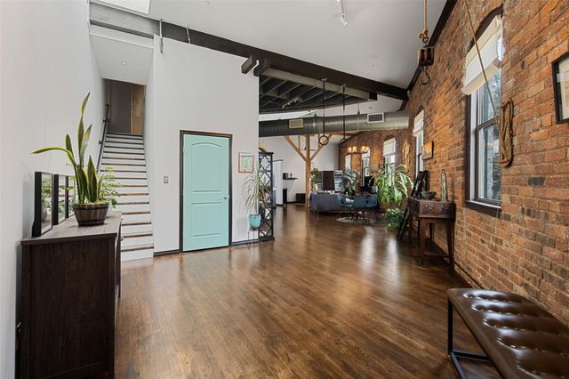 2220 S Harwood Street 206, Dallas, TX 75215