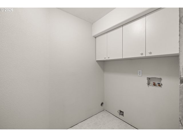 4233 Sw 28TH Ct, Gresham, OR 97080