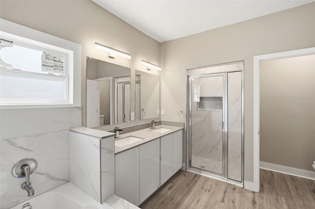 276 DEBARY DRIVE, Debary, FL 32713