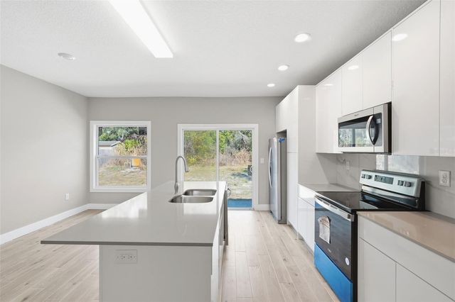 276 DEBARY DRIVE, Debary, FL 32713