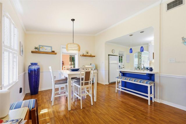 936 N BAKER STREET, Mount Dora, FL 32757