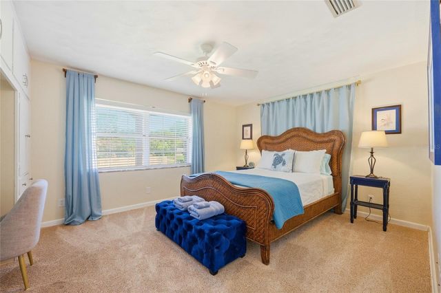 936 N BAKER STREET, Mount Dora, FL 32757