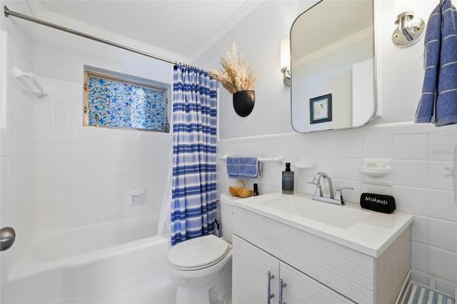 936 N BAKER STREET, Mount Dora, FL 32757