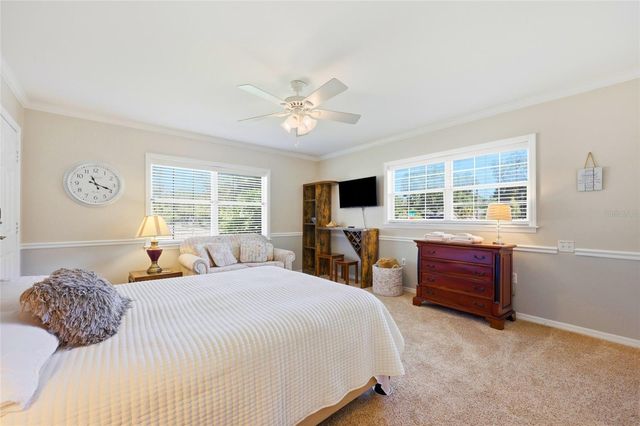 936 N BAKER STREET, Mount Dora, FL 32757