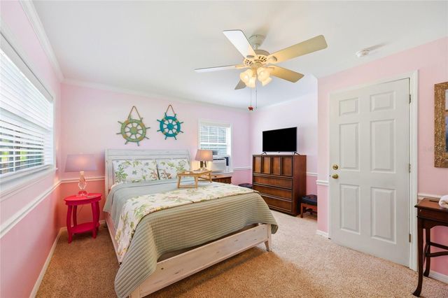 936 N BAKER STREET, Mount Dora, FL 32757