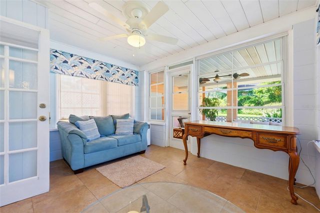936 N BAKER STREET, Mount Dora, FL 32757