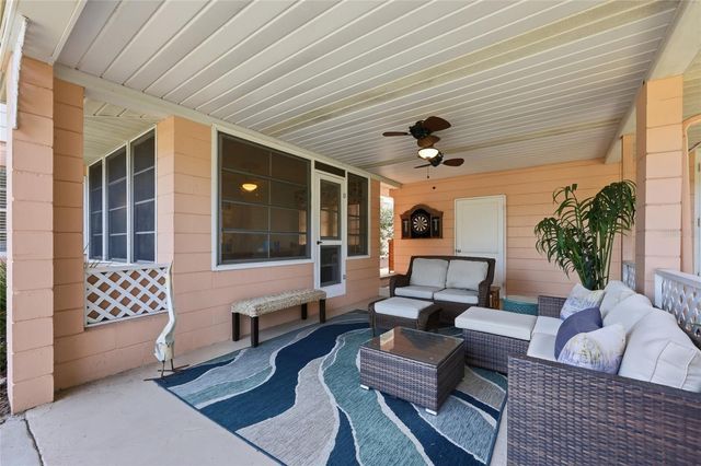 936 N BAKER STREET, Mount Dora, FL 32757
