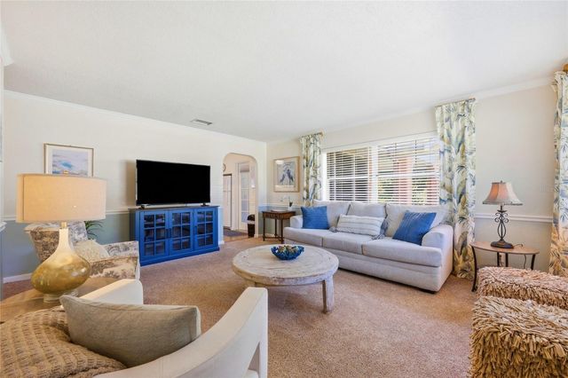 936 N BAKER STREET, Mount Dora, FL 32757