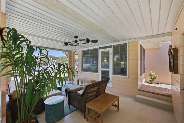 936 N BAKER STREET, Mount Dora, FL 32757